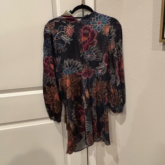 Farm Rio Dress - Picture 2 of 6